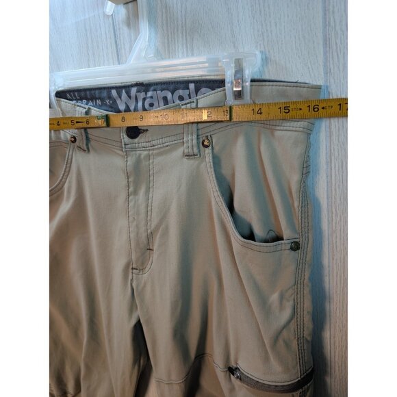 Wrangler ATG Hiking Pants Mens 32x32 Brown All Terrain Gear Stretch Distressed - Picture 9 of 10
